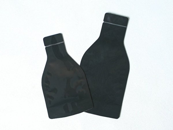 画像3: カウパック ボイル対応 ビン型スタンド袋 ビンパウチ(黒色) BIN-0200bk 1ケース1,400枚入り (3)